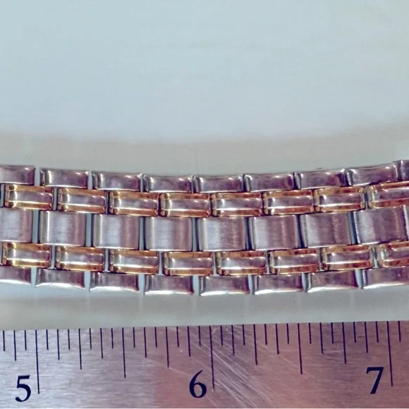 Swiss Military Mens Watch Model 5422 White Dial Date Stainless Steel - Picture 4 of 7